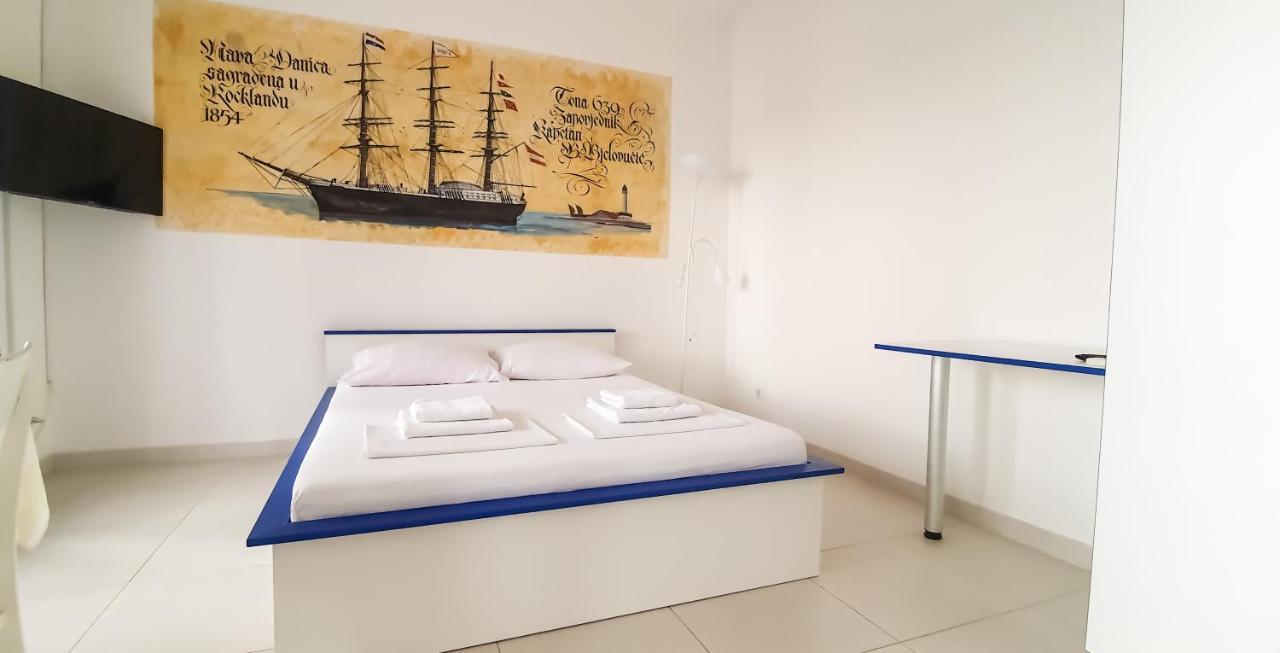 Apartment Buco Стариград-Пакленица Екстериор снимка